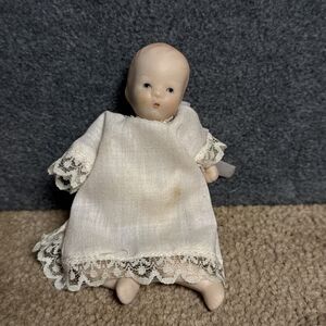 Vintage Russ Berrie Porcelain Doll, Moveable Legs & Arms 4-1/2" Tall